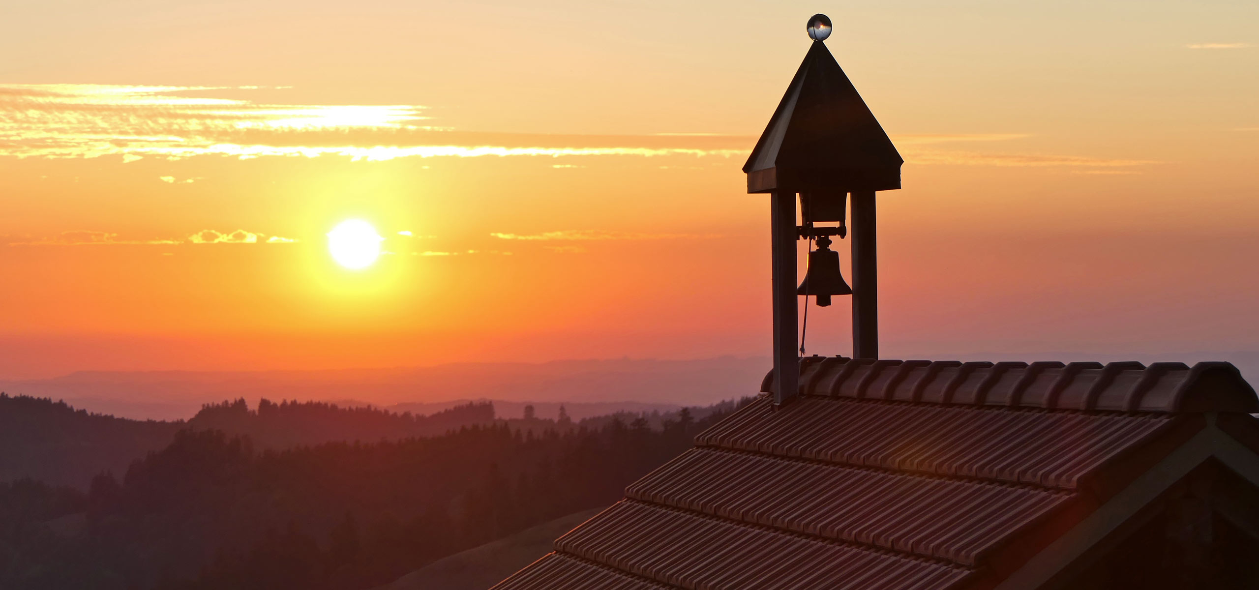 Sonnenuntergang am Hof